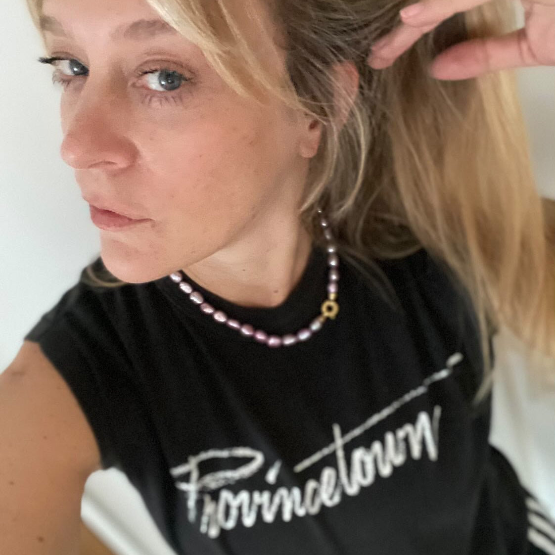 Discover Ethical Elegance: Pink Freshwater Pearl Necklace