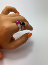 Load image into Gallery viewer, Cabochon Garnet Rosegarden Ring
