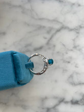Load image into Gallery viewer, Turqouise Queen Ring
